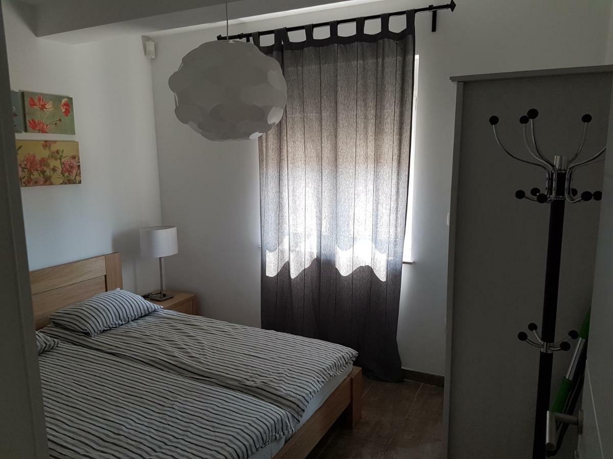 Apartmani Sofija-Zaton Затон Экстерьер фото